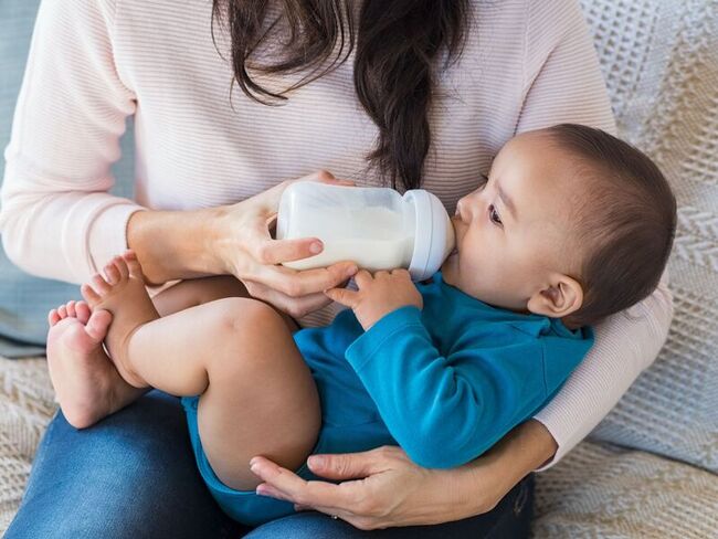 Tìm hiểu nguyên nhân mẹ ít sữa và cách cải thiện hiệu quả